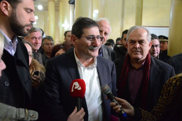 &Alpha;&theta;ώ&omicron;&sigmaf; &pi;&alpha;&mu;&psi;&eta;&phi;&epsilon;ί &omicron; &Kappa;ώ&sigma;&tau;&alpha;&sigmaf; &Pi;&epsilon;&lambda;&epsilon;&tau;ί&delta;&eta;&sigmaf;