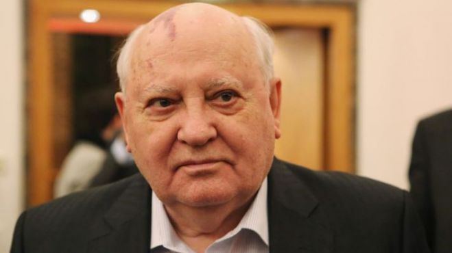 Ή&tau;&alpha;&nu; &omicron; &Gamma;&kappa;&omicron;&rho;&mu;&pi;&alpha;&tau;&sigma;ό&phi; &pi;&rho;&omicron;&delta;ό&tau;&eta;&sigmaf; &tau;&eta;&sigmaf; &chi;ώ&rho;&alpha;&sigmaf; &kappa;&alpha;&iota; &tau;&omicron;&upsilon; &lambda;&alpha;&omicron;ύ &tau;&omicron;&upsilon;;