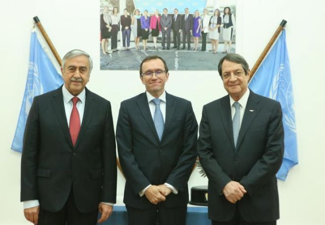 &Omicron; Έ&iota;&nu;&tau;&epsilon; &epsilon;&nu;&eta;&mu;&epsilon;&rho;ώ&nu;&epsilon;&iota; &tau;&omicron;&nu; &Gamma;&epsilon;&nu;&iota;&kappa;ό &Gamma;&rho;&alpha;&mu;&mu;&alpha;&tau;έ&alpha; &tau;&omicron;&upsilon; &Omicron;&Eta;&Epsilon;