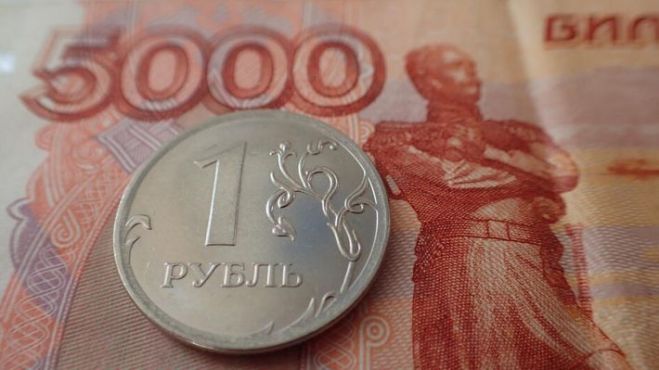 &Rho;&omega;&sigma;ί&alpha;: &Pi;&iota;&theta;&alpha;&nu;ή &eta; &alpha;&pi;&omicron;&pi;&lambda;&eta;&rho;&omega;&mu;ή &omicron;&mu;&omicron;&lambda;ό&gamma;&omega;&nu; &mu;&epsilon; &rho;&omicron;ύ&beta;&lambda;&iota;&alpha;