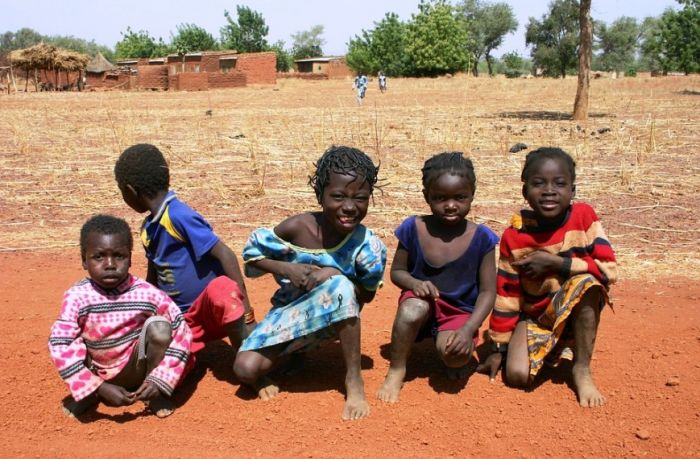 Μπουρκίνα Φάσο: 1 εκ. παιδιά εκτός σχολείου λόγω των επιθέσεων των τζιχαντιστών