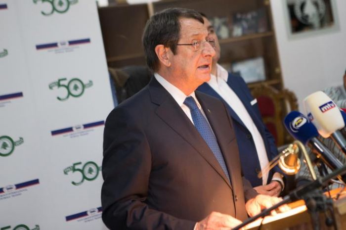 &Mu;&alpha;&kappa;ά&rho;&iota; &omicron; &Alpha;&kappa;&iota;&nu;&tau;&zeta;ί &nu;&alpha; έ&chi;&epsilon;&iota; &omicron;&rho;&theta;ή &alpha;&nu;&tau;ί&lambda;&eta;&psi;&eta; &pi;&epsilon;&rho;ί &omicron;&mu;&omicron;&sigma;&pi;&omicron;&nu;&delta;ί&alpha;&sigmaf;