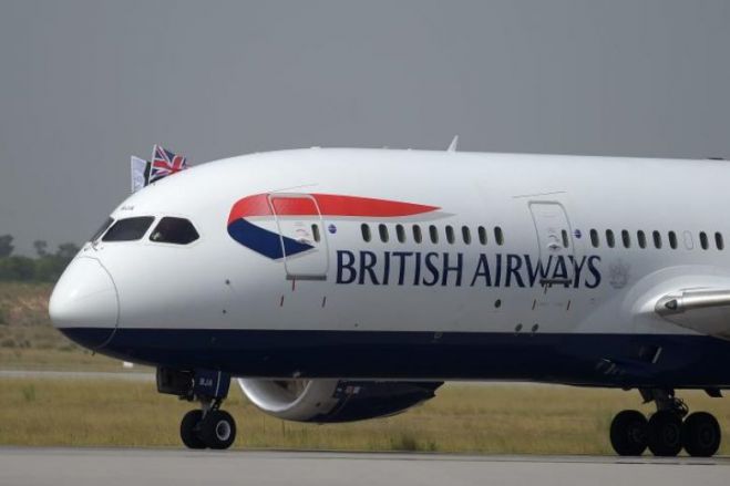 &Kappa;&alpha;&theta;&omicron;&lambda;&iota;&kappa;ή &sigma;&upsilon;&mu;&mu;&epsilon;&tau;&omicron;&chi;ή &tau;&omega;&nu; &pi;&iota;&lambda;ό&tau;&omega;&nu; &tau;&eta;&sigmaf; &laquo;British Airways&raquo; &sigma;&tau;&eta;&nu; 48&omega;&rho;&eta; &alpha;&pi;&epsilon;&rho;&gamma;ί&alpha;