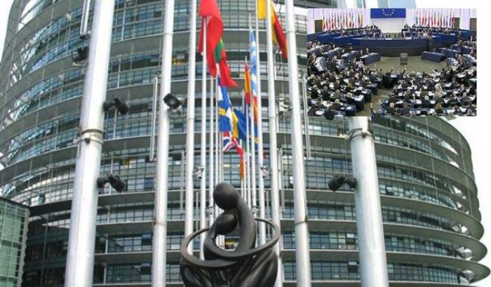 &Alpha;&lambda;ή&theta;&epsilon;&iota;&alpha;, &omicron;&iota; έ&xi;&iota; &Kappa;ύ&pi;&rho;&iota;&omicron;&iota; &epsilon;&upsilon;&rho;&omega;&beta;&omicron;&upsilon;&lambda;&epsilon;&upsilon;&tau;έ&sigmaf; &tau;ί &psi;ή&phi;&iota;&sigma;&alpha;&nu; &gamma;&iota;&alpha; &tau;&eta; &Beta;&epsilon;&nu;&epsilon;&zeta;&omicron;&upsilon;έ&lambda;&alpha;;