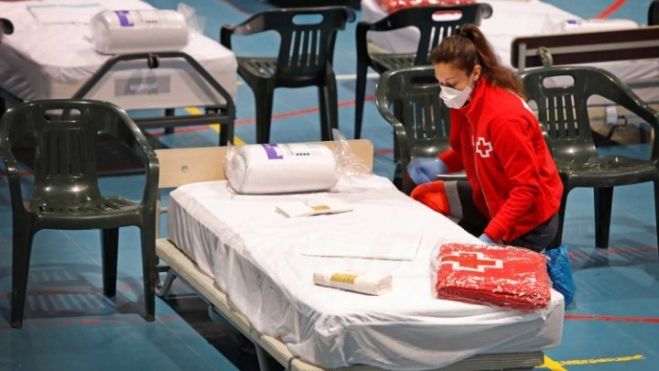 &Iota;&sigma;&pi;&alpha;&nu;ί&alpha;: 950 &nu;&epsilon;&kappa;&rho;&omicron;ί &alpha;&pi;ό &kappa;&omicron;&rho;&omega;&nu;&omicron;ϊό &sigma;&epsilon; &mu;&iota;&alpha; &nu;ύ&chi;&tau;&alpha;!