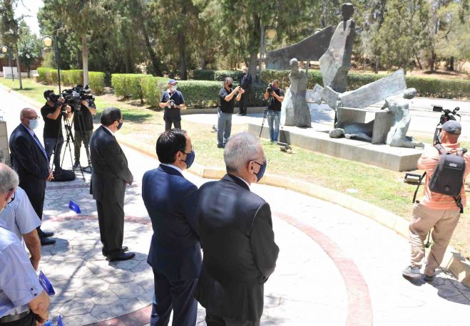 &Lambda;&epsilon;&sigmaf; &kappa;&alpha;&iota; &nu;&tau;&rho;έ&pi;&omicron;&nu;&tau;&alpha;&nu; &pi;&omicron;&upsilon; &pi;&alpha;&rho;&epsilon;&upsilon;&rho;έ&theta;&eta;&kappa;&alpha;&nu; &sigma;&tau;&eta;&nu; &epsilon;&kappa;&delta;ή&lambda;&omega;&sigma;&eta; &tau;&omega;&nu; &Alpha;&nu;&tau;&iota;&sigma;&tau;&alpha;&sigma;&iota;&alpha;&kappa;ώ&nu;...