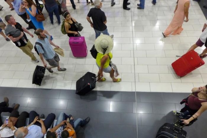 &Delta;&iota;&pi;&lambda;ά&sigma;&iota;&omicron;&iota; &omicron;&iota; &tau;&omicron;&upsilon;&rho;ί&sigma;&tau;&epsilon;&sigmaf; &alpha;&pi;ό &tau;&eta; &Gamma;&epsilon;&rho;&mu;&alpha;&nu;ί&alpha; &phi;έ&tau;&omicron;&sigmaf;