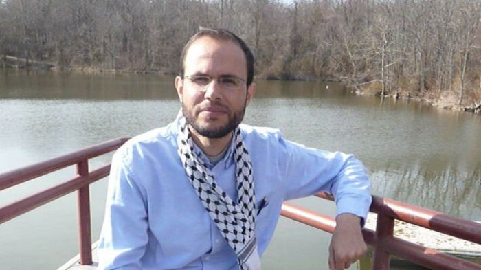 &ldquo;&Alpha;&nu; &pi;&rho;έ&pi;&epsilon;&iota; &nu;&alpha; &pi;&epsilon;&theta;ά&nu;&omega; &alpha;&sigmaf; &phi;έ&rho;&epsilon;&iota; &epsilon;&lambda;&pi;ί&delta;&alpha;&rdquo;...